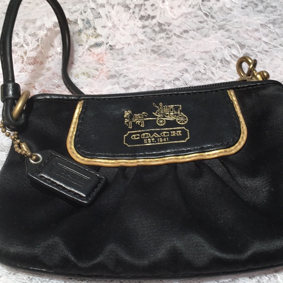 Coach - Picture 5 of 5